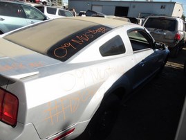 2009 FORD MUSTANG CPE SILVER BASE 4.0L AT F18045